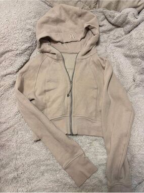 Lululemon Beige Cropped Scuba Hoodie